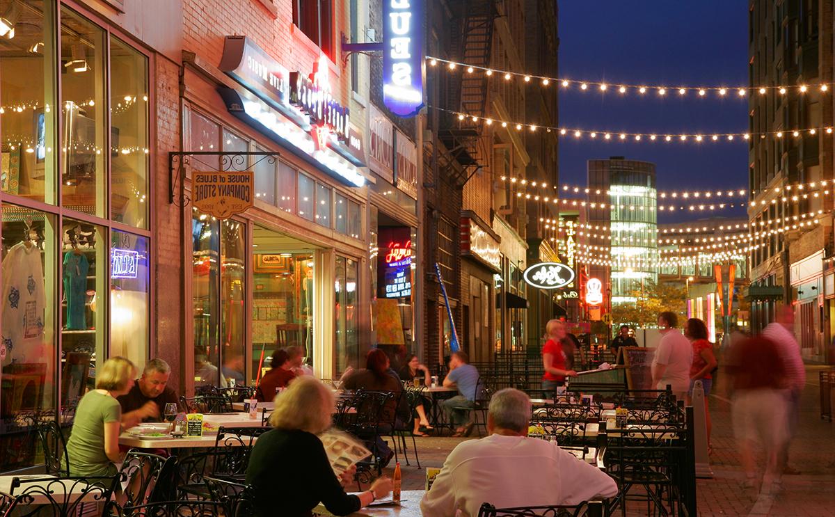 Cleveland's East 4th Street dining and entertainment district